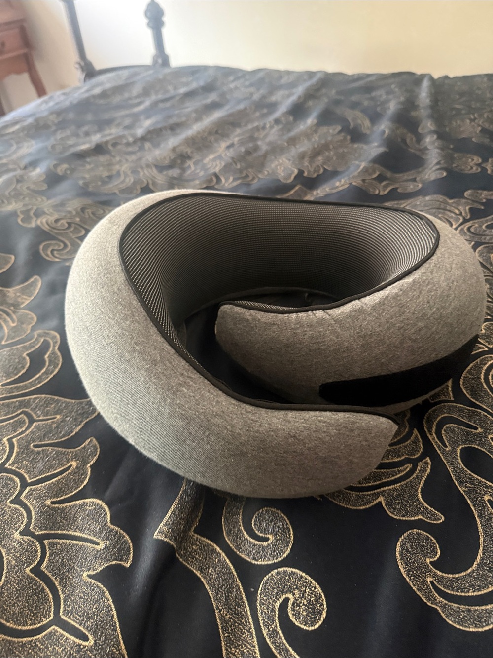 Travel Neck Pillow - Gray Comfort Support